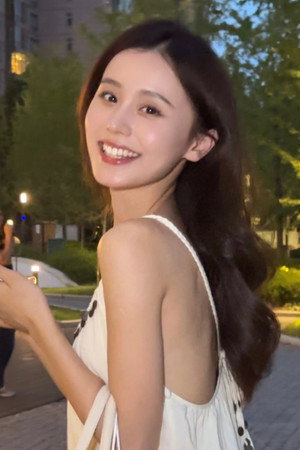 彭静